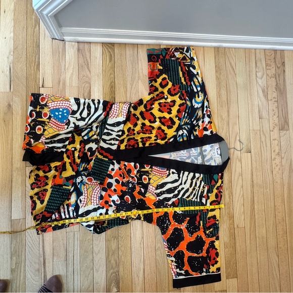Averie Bold Multicolor Graphic Kimono Robe - Picture 8 of 10